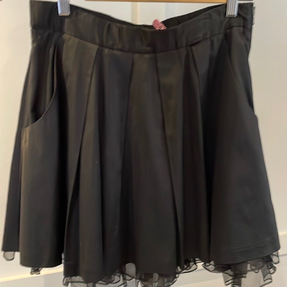 Elizabeth & James skirt